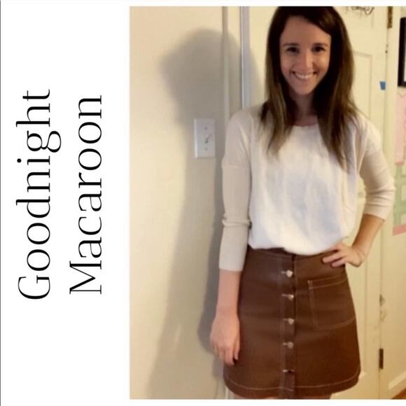 Brown Pleather Buttoned Skirt Size Small - Picture 1 of 4
